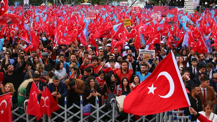 BE-ja vlerëson popullin turk për pjesëmarrjen në zgjedhje