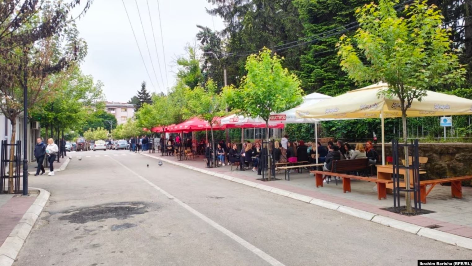 Në Zveçan dalin disa serbë të protestojnë, në Leposaviq asnjë