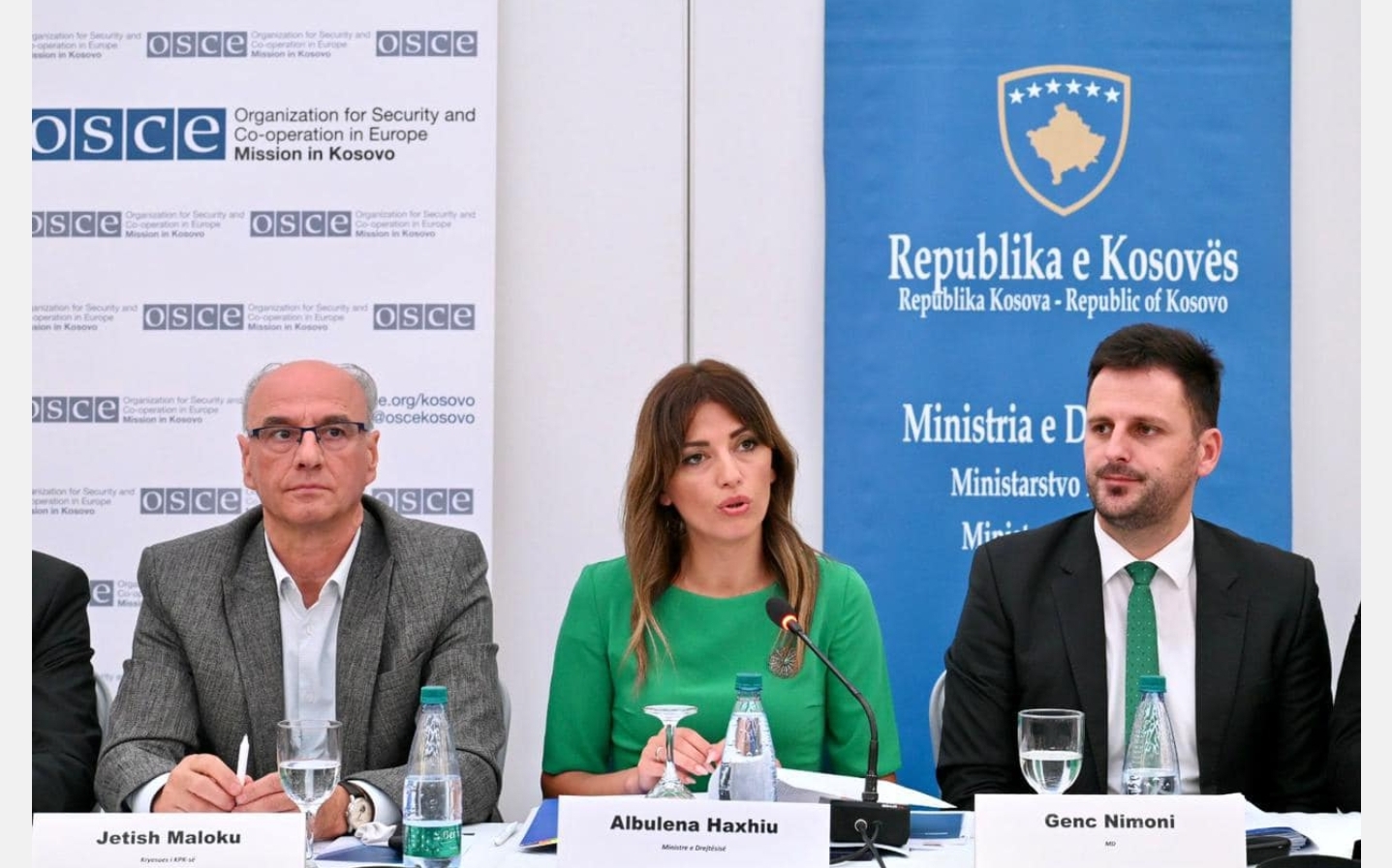 Këshilltari i ministres Haxhiu reagon ndaj akuzave të avokatit Berisha, del me paralajmërim