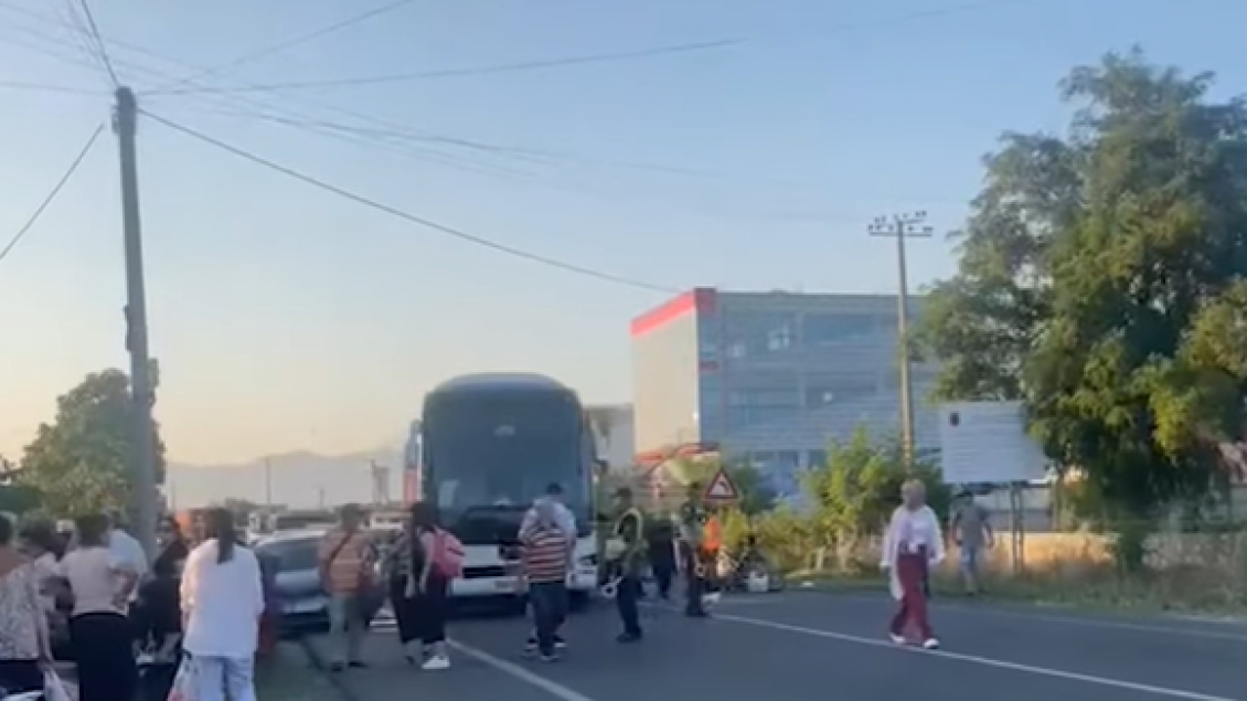 U përplasën nga autobusi, vdes çifti në Shkodër