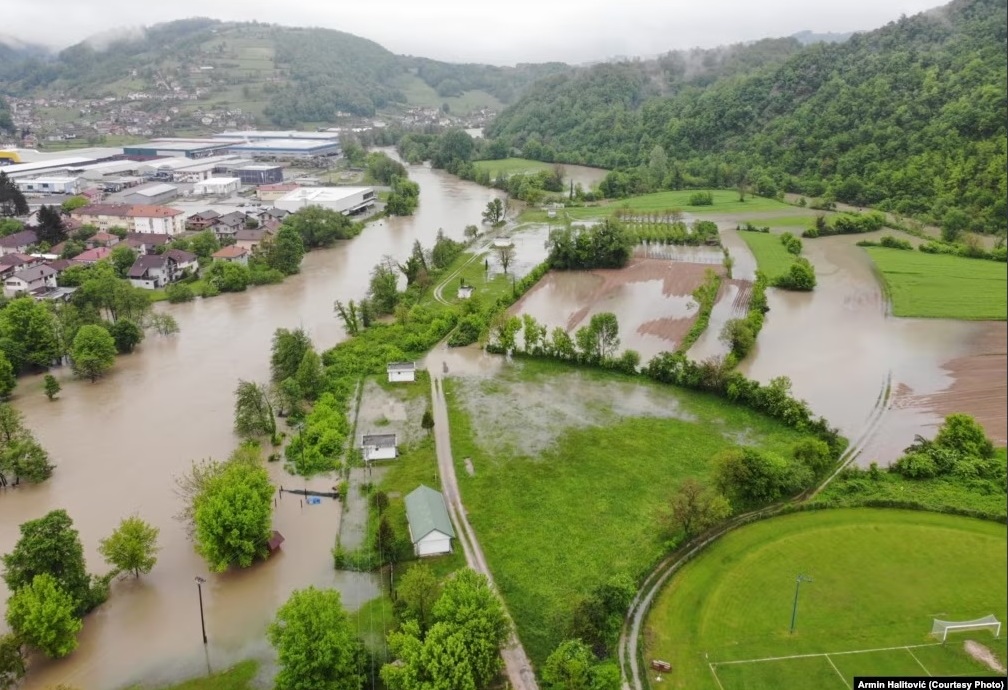 Moti i frikshëm në Kroaci, Bosnje dhe Slloveni: 4 viktima