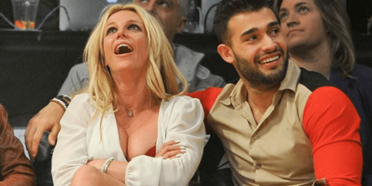 Ish-bashkëshorti i Britney Spears mbetet pa punë pas kërkesës për divorc