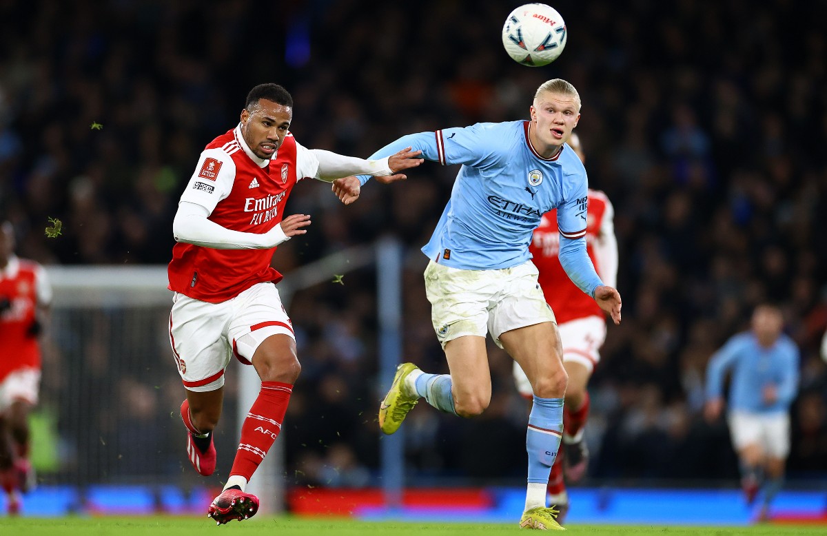 Premierliga sjell sot derbin Arsenal – Manchester City