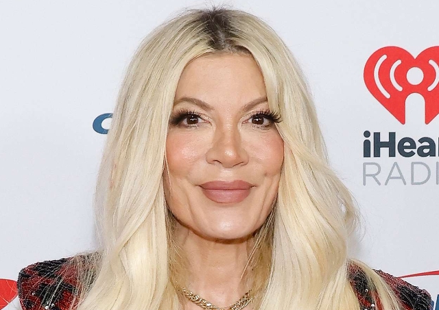 Tori Spelling zbulon se e ka përdorur pelenën e djalit të saj për të urinuar