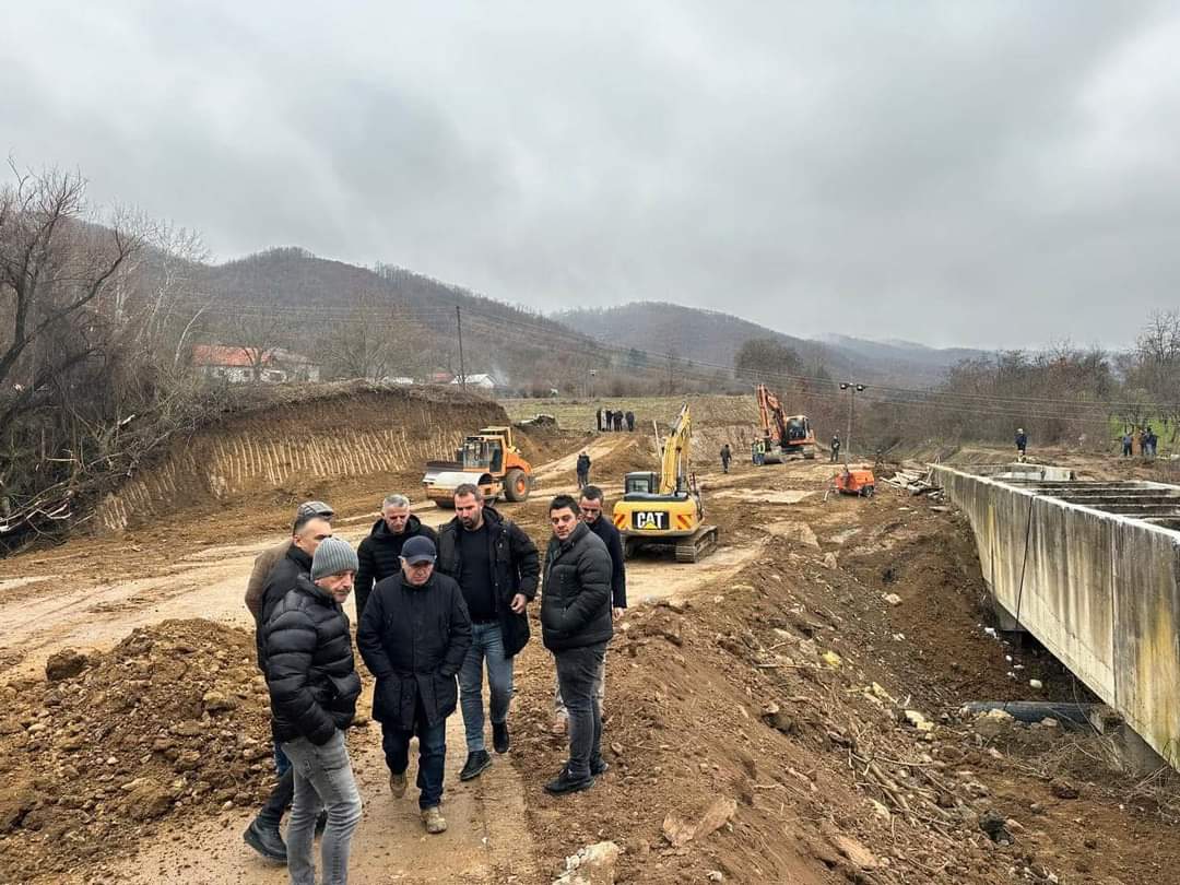 Durmishi fotografohet te kanali i Ibër-Lepencit, javën e ardhshme nis sanimi i përhershëm