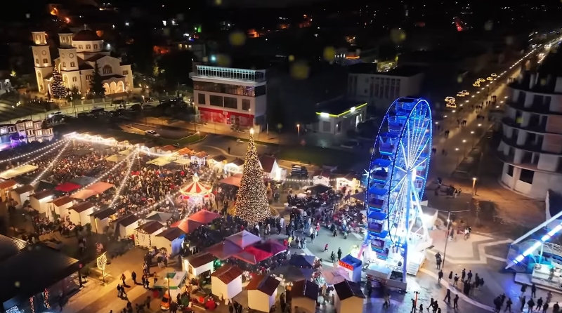 “Berati ju pret”, Edi Rama publikon pamje nga atmosfera festive atje (Video)