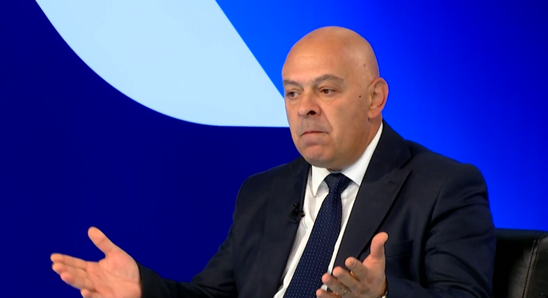 Ardian-Gjini-ne-Rubikon.