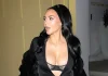 Kim Kardashian tërheq vëmendjen me veshjen provokuese në festën e Vas J Morgan