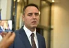 Konjufca: Nderimi i Ratko Mlladiqit nga Beogradi, akt i turpit të thellë moral e politik