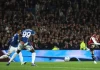 Como befasohet në Rotterdam, Feyenoordi kthehet nga disavanatazhi për tri pikë